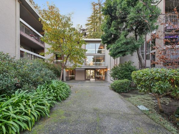 323 Monte Vista Avenue 203, Oakland CA 94611