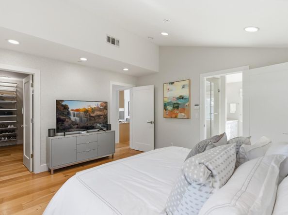 1236 Hoover Street, Menlo Park CA 94025