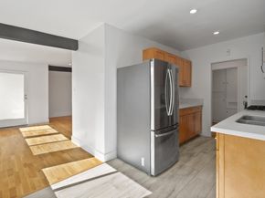 11th, Santa Monica CA 90401