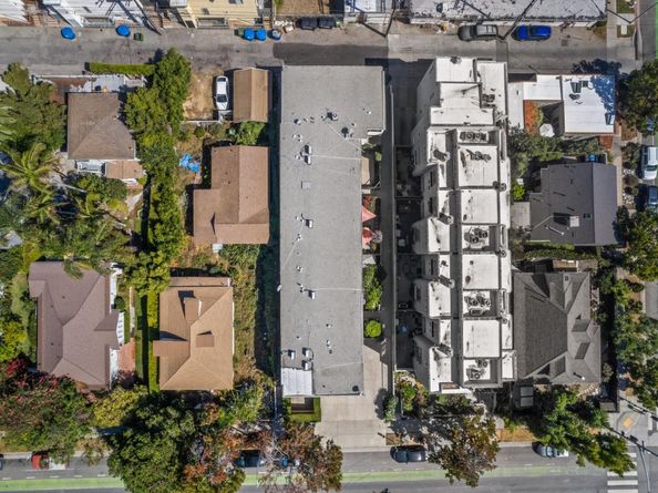 11th, Santa Monica CA 90401