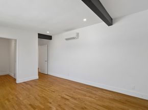 11th, Santa Monica CA 90401