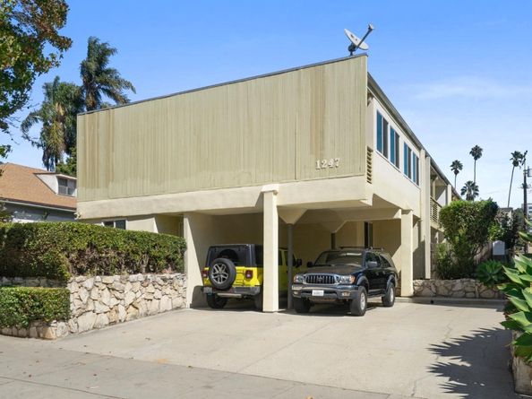 11th, Santa Monica CA 90401