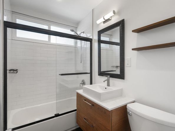 11th, Santa Monica CA 90401