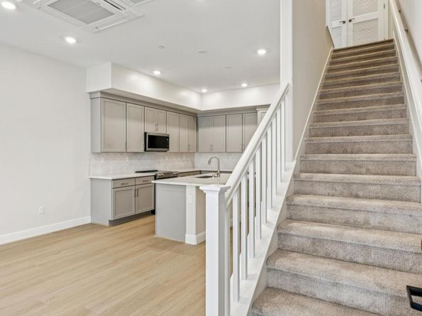 2417 Willow Way, San Mateo CA 94403