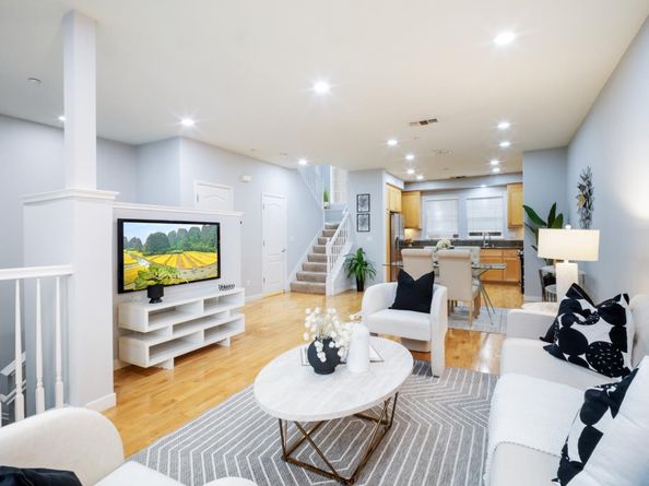 557 Montego Terrace, Sunnyvale CA 94089