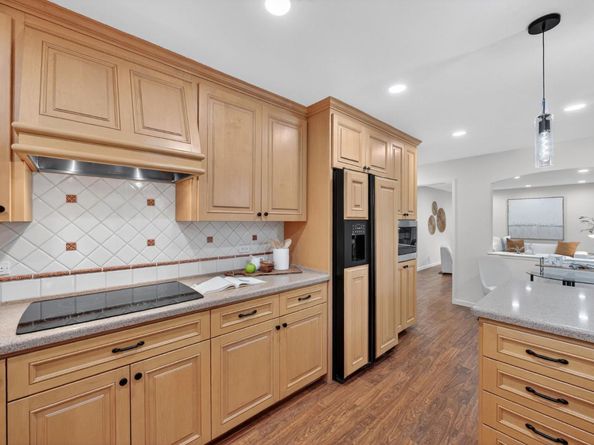 1301 Belshaw Drive, Mountain View CA 94040