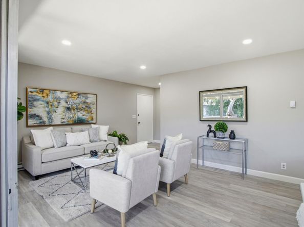 150 Saratoga Avenue 322, Santa Clara CA 95051