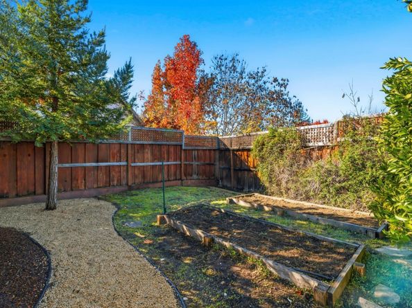 18 Sherman Court, Scotts Valley CA 95066