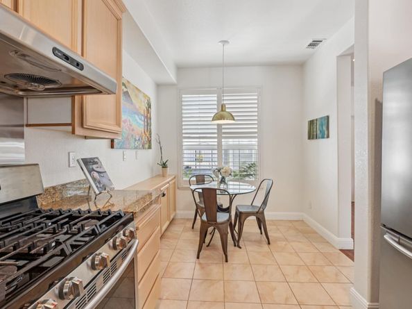 595 Shoal Circle, Redwood City CA 94065