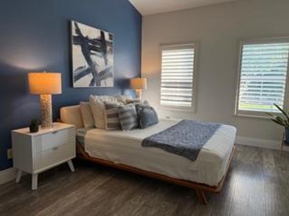 595 Shoal Circle, Redwood City CA 94065
