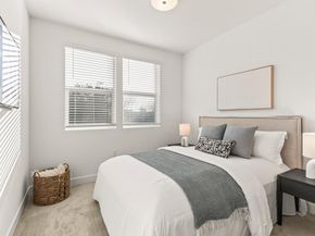 1303 Besra Trail 13, Sunnyvale CA 94087