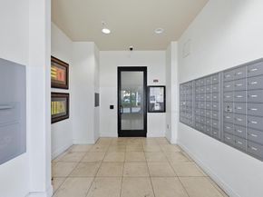 88 S Broadway 2405, Millbrae CA 94030