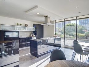 88 E San Fernando Street 1406, San Jose CA 95113