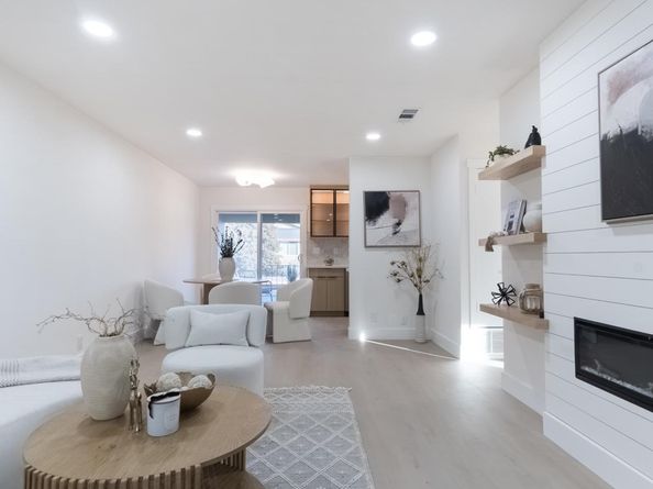 3586 Payne Avenue 12, San Jose CA 95117