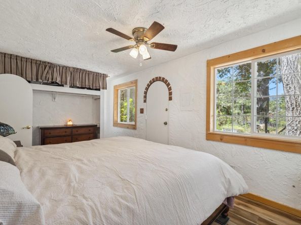 355 Santa Cruz Street, Boulder Creek CA 95006