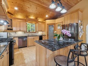 355 Santa Cruz Street, Boulder Creek CA 95006