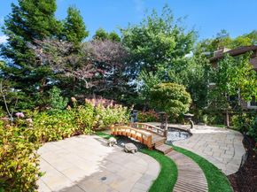 841 Bayview Way, Redwood City CA 94062