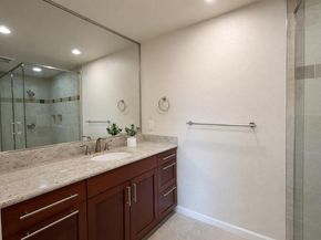 1033 Crestview Drive 216, Mountain View CA 94040