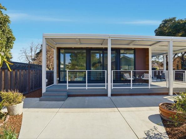 2260 Clarke Avenue, East Palo Alto CA 94303