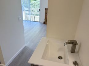 3550 Carter Drive 101, South San Francisco CA 94080