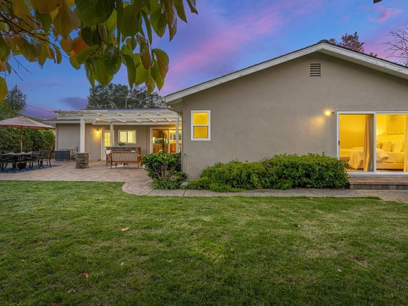 2741 Doverton Square, Mountain View CA 94040