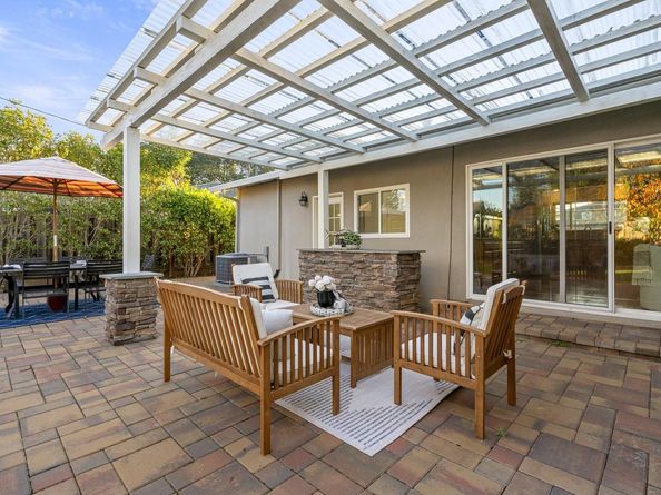 2741 Doverton Square, Mountain View CA 94040