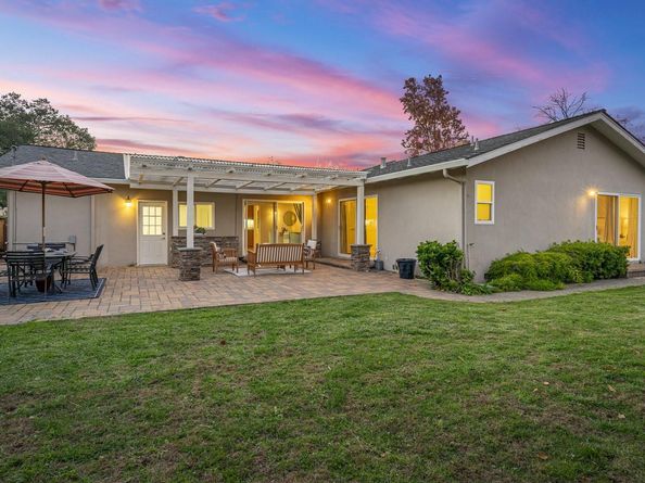 2741 Doverton Square, Mountain View CA 94040