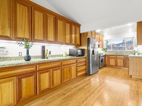 2741 Doverton Square, Mountain View CA 94040