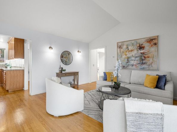 2741 Doverton Square, Mountain View CA 94040