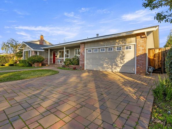 2741 Doverton Square, Mountain View CA 94040