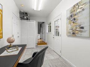 2741 Doverton Square, Mountain View CA 94040