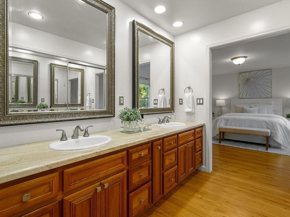 2741 Doverton Square, Mountain View CA 94040