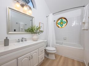 733 Fairfield Road 10, Burlingame CA 94010