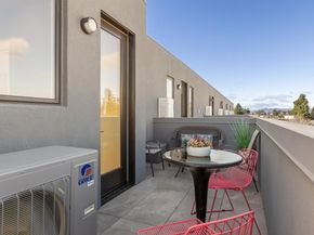 1433 Floribunda Avenue 8, Burlingame CA 94010