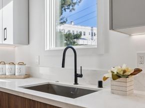 1433 Floribunda Avenue 8, Burlingame CA 94010