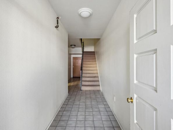 1615 Oakdale Avenue, San Francisco CA 94124