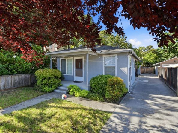 2115 University Avenue, Mountain View CA 94040