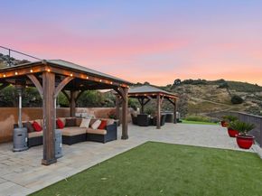 20601 Via Santa Teresa, San Jose CA 95120