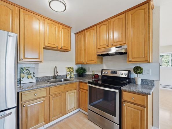 607 Valley Forge Way 4, Campbell CA 95008