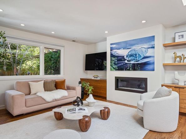 25 Sharon Court, Menlo Park CA 94025
