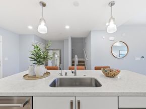 1048 Monroe Street 307, Santa Clara CA 95050
