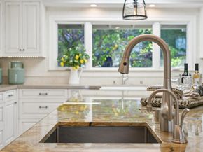 520 Darrell Road, Hillsborough CA 94010