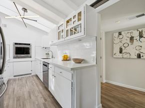 76 Old Spanish Trail, Portola Valley CA 94028