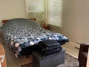 1124 Douglas Avenue, Burlingame CA 94010