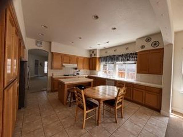 8881 Zinnia Street, Gilroy CA 95020