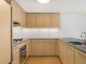 301 Mission Street 23H, San Francisco CA 94105