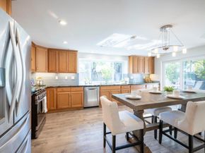 290 Billingsgate Lane, Foster City CA 94404