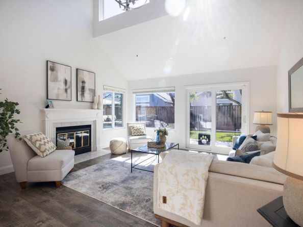 290 Billingsgate Lane, Foster City CA 94404
