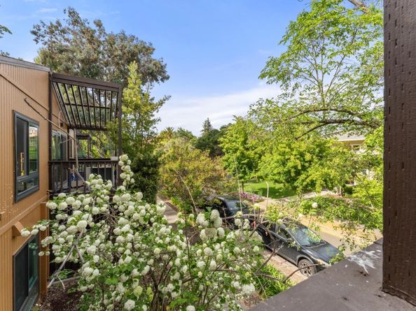 78 Pearce Mitchell Place, Stanford CA 94305