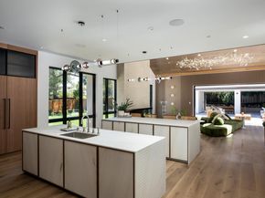 269 Stockbridge Avenue, Atherton CA 94027